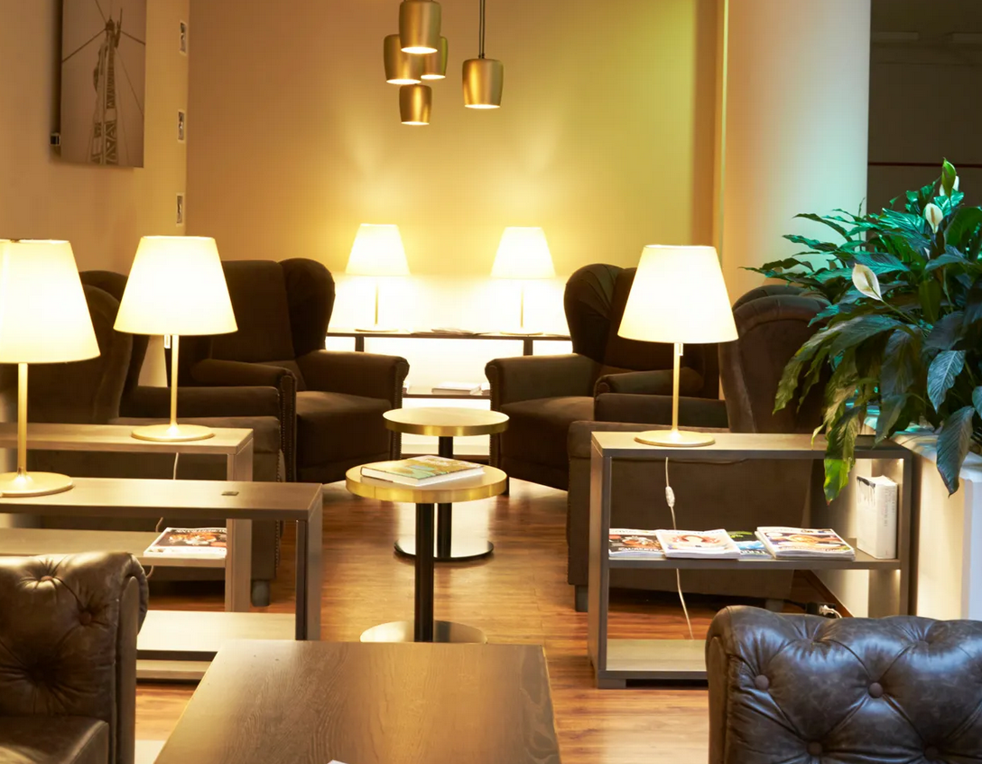 Gemütliche Lounge-Atmosphäre im The MNH Wien Bar & Restaurant